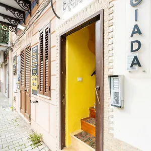 Giada Isola delle Femmine