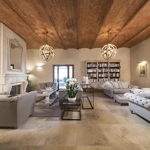 Borgo Argiano בית חווה קסטלנואובו ברארדנגה